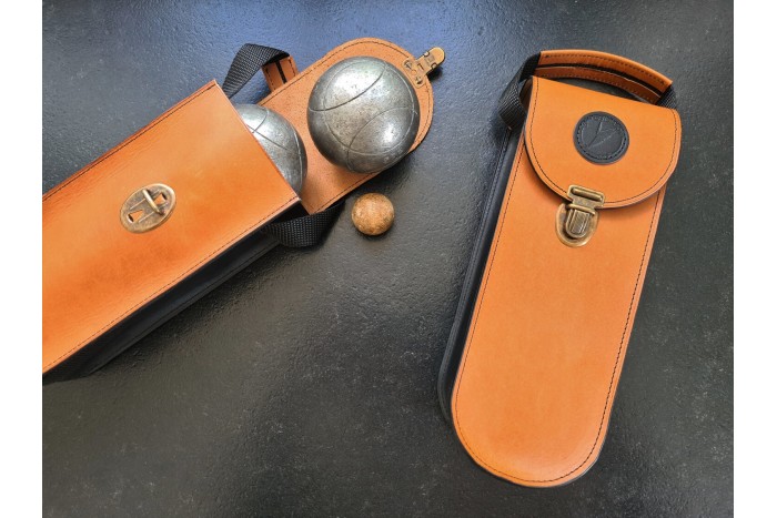 Etui à boules en cuir