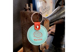 Porte-Clés Pastille Renault Twingo Phase 1 Turquoise Rouge